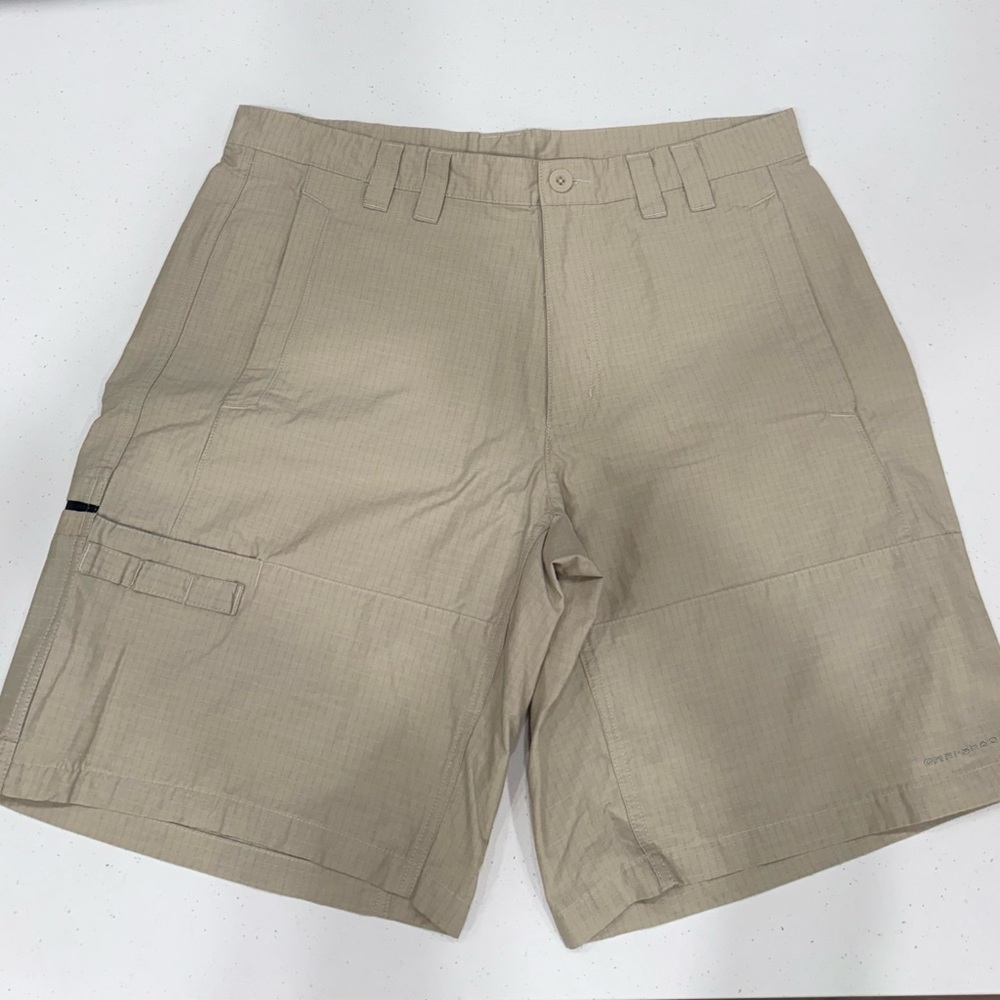 Columbia Tan Cargo Shorts